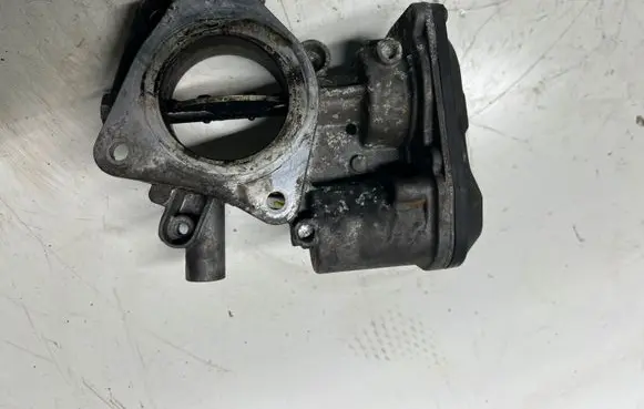 Opel Insignia A Throttle valve 50369200