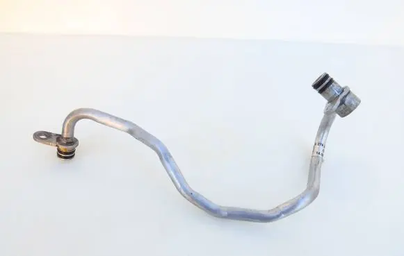 Mercedes-Benz CLS C218 X218 Engine coolant pipe/hose A2782001851 2782001851