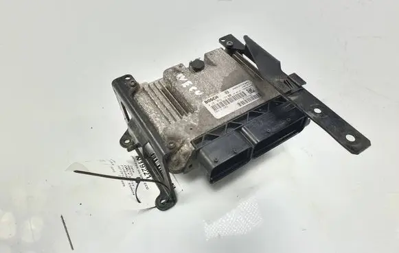 Iveco Daily 35 - 40.10 Engine control unit/module ECU 504121602