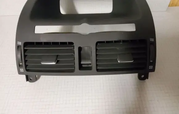 Toyota Avensis T250 Dash center air vent grill 8494