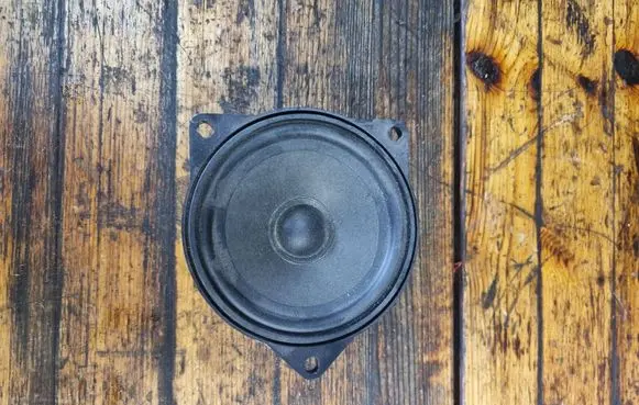 BMW 1 E81 E87 Front door speaker 430407858261 651391414941 18820010