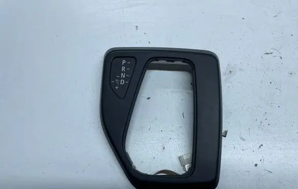 BMW X1 E84 Gear lever shifter trim leather/knob 105018697