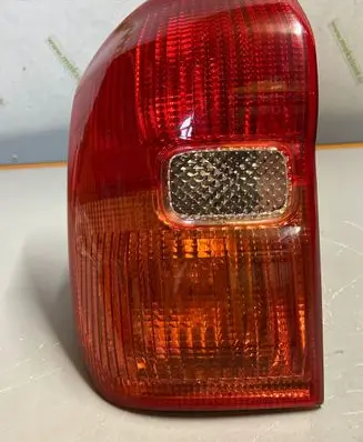 Toyota RAV 4 (XA20) Rear/tail lights