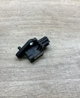 Volkswagen PASSAT B5 Airbag deployment crash/impact sensor 5N0959351