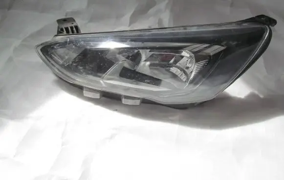 Ford Focus Headlight/headlamp MX7B13E015CC ZPL1067