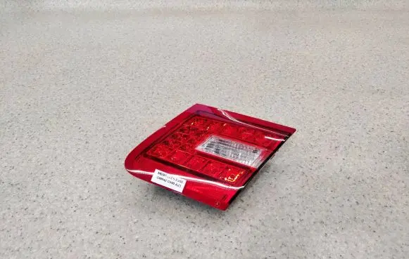 Mercedes-Benz E C207 W207 Tailgate rear/tail lights A2078200464