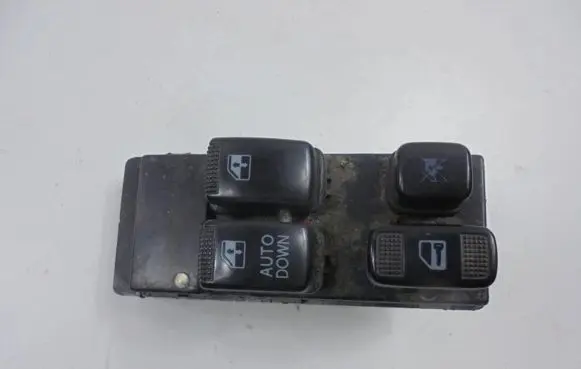 KIA Carnival Electric window control switch 620W06740