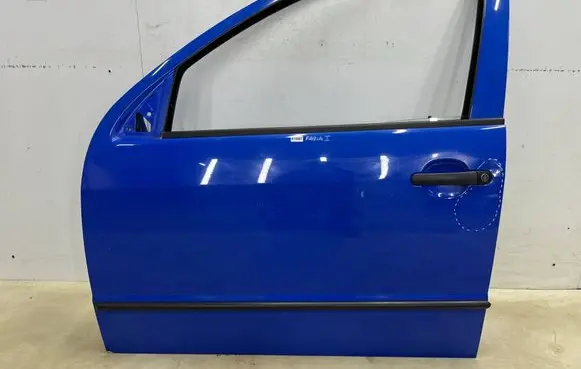 Skoda Fabia Mk1 (6Y) Front door