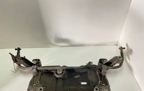 Volkswagen Touran I Front subframe 1K0199369G