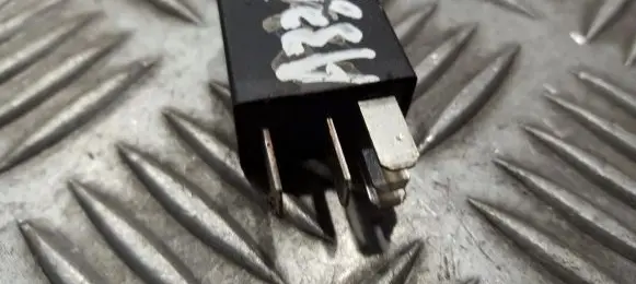 Citroen Berlingo Other relay 9620220980