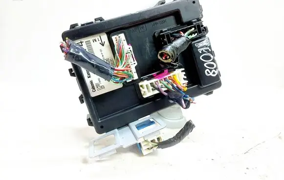 Nissan Juke I F15 Comfort/convenience module 284B11KB0C