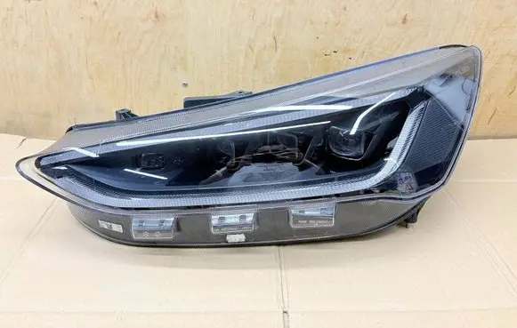 Ford Focus Headlight/headlamp NX7B13E017AK