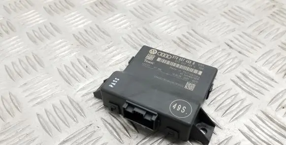 Audi A4 S4 B8 8K Gateway control module 8T0907468R 8T0907468H