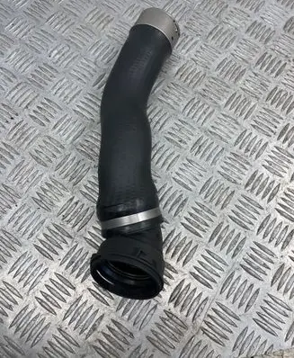 BMW 5 E60 E61 Intercooler hose/pipe 