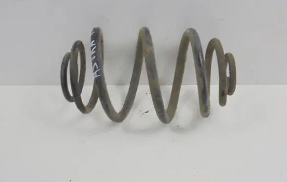 Opel Astra F Rear coil spring