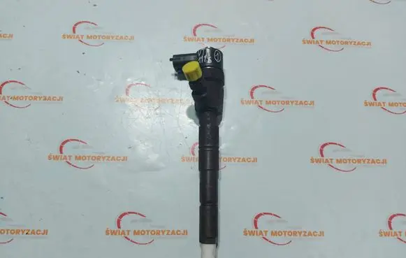 Opel Vectra C Fuel injector 0445110243