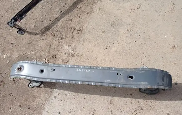 Volvo C30 Front bumper cross member