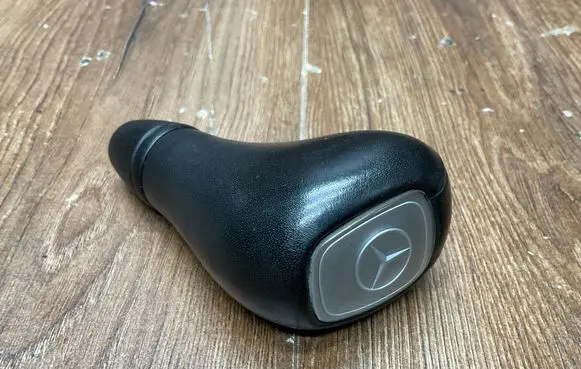Mercedes-Benz SL R129 Gear lever shifter trim leather/knob A2022671510