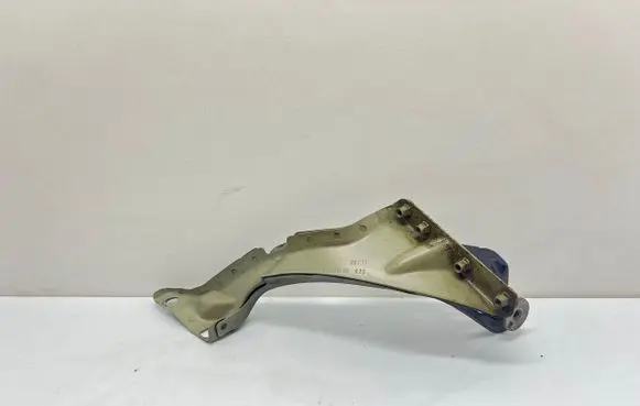 Audi A6 S6 C7 4G Fender mounting bracket 4G0805815