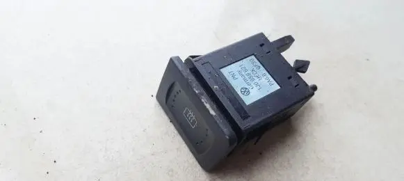 Volkswagen Golf IV Windscreen/window heater switch 1J0959621