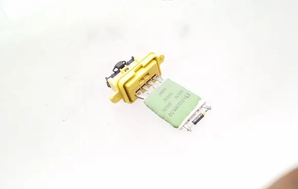 Heater blower motor/fan resistor