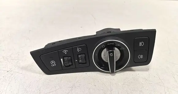 Hyundai i40 Light switch 933003Z970 39R1051000