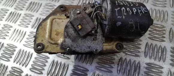 Isuzu Trooper Wiper motor