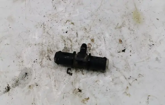 Land Rover Range Rover Sport L320 Engine coolant pipe/hose NOCODE