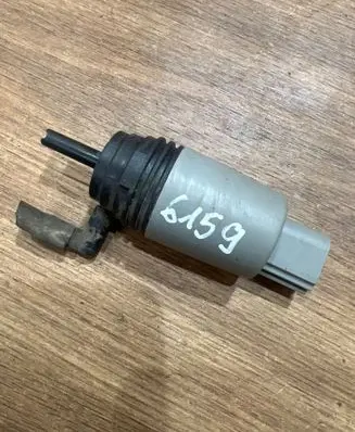 BMW 5 E60 E61 Windscreen/windshield washer pump 6934159 23557610