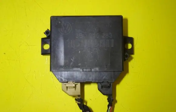 Volkswagen PASSAT B5.5 Parking PDC control unit/module 3B0919283
