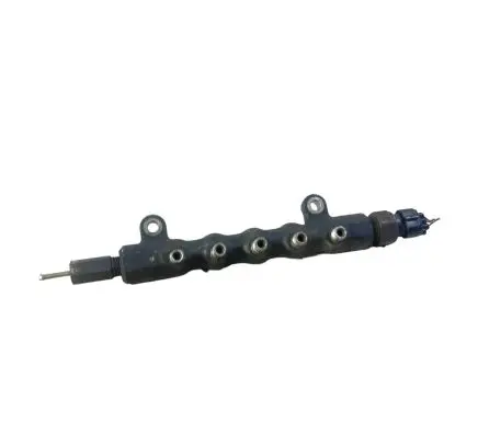 Toyota Avensis T250 Fuel main line pipe