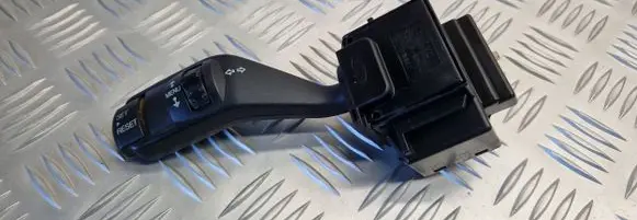 Ford Focus Indicator stalk 4M5T13335BD