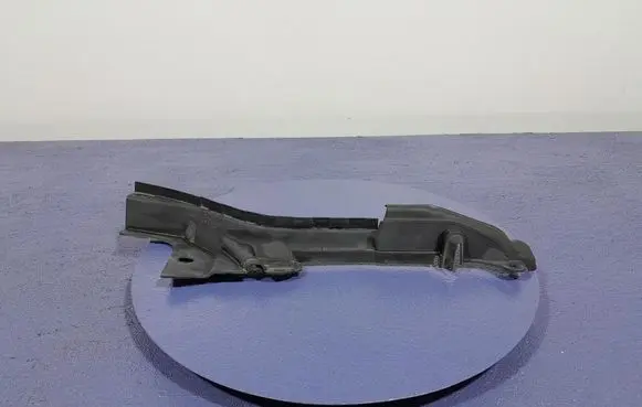 BMW 2 F45 Windshield trim 7450921