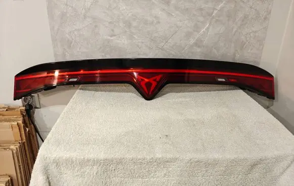 Cupra Tavascan Tailgate rear/tail lights 11H945307B 20241018 145325