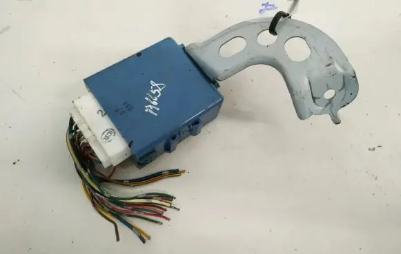 Toyota Yaris Door control unit/module 859800d050 85980-0d050
