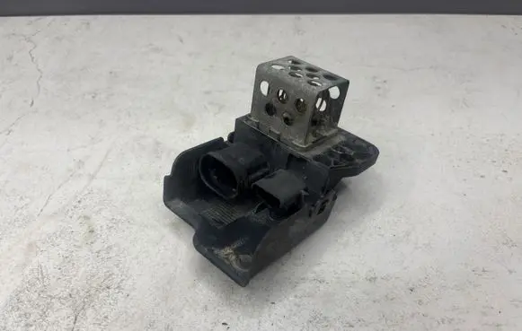 Citroen Berlingo Coolant fan relay 9673999880