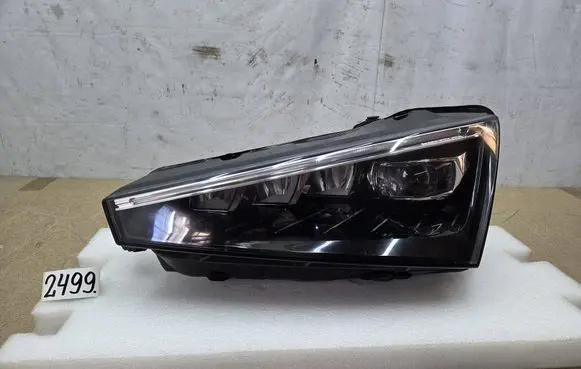 Skoda Scala Headlight/headlamp 657941015A 90176078
