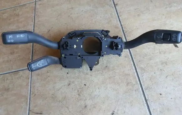 Audi Q7 4L Steering angle sensor 64068001