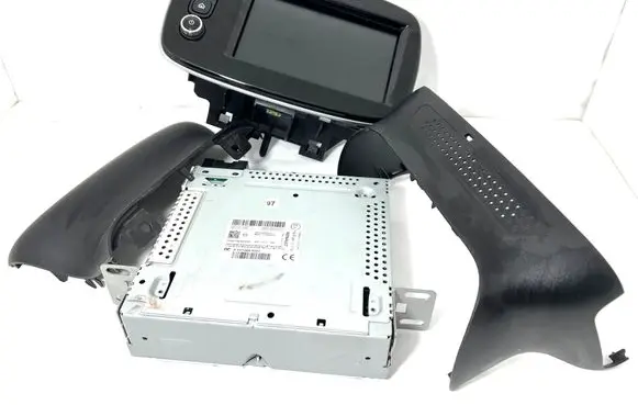 Smart ForFour II W453 Radio/CD/DVD/GPS head unit 259154597R 0355149666