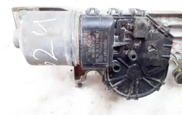 Ford Focus Wiper motor 4m5117508aa 039024173105
