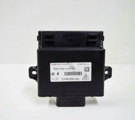 Porsche Cayenne (92A) Voltage converter/converter module 7PP959663E