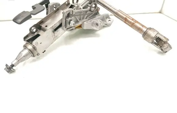 Steering wheel axle set