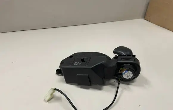 BMW 5 E60 E61 Engine control unit/module fan 7531783