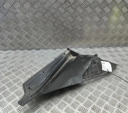 BMW 2 F22 F23 Wiper trim 9206484