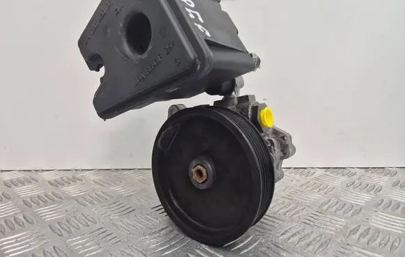 Mercedes-Benz GLK (X204) Power steering pump 0054664201