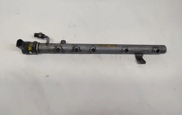 Mercedes-Benz S W221 Fuel main line pipe A6290700795 A6110780449