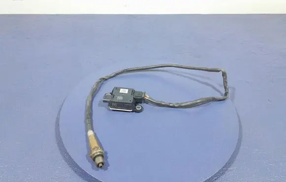 BMW X5 E53 Lambda probe sensor 8582025