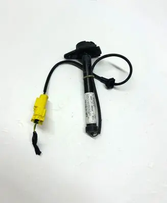 Mercedes-Benz C W205 Bonnet Pedestrian Airbag Actuator 0589P1000095