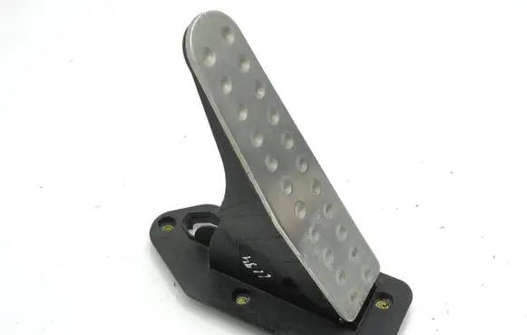 Maserati Quattroporte Accelerator throttle pedal 782500293 0280752285 196819