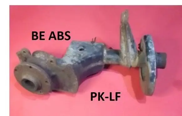 Audi 100 S4 C4 Front wheel hub spindle knuckle 4A0407257C
